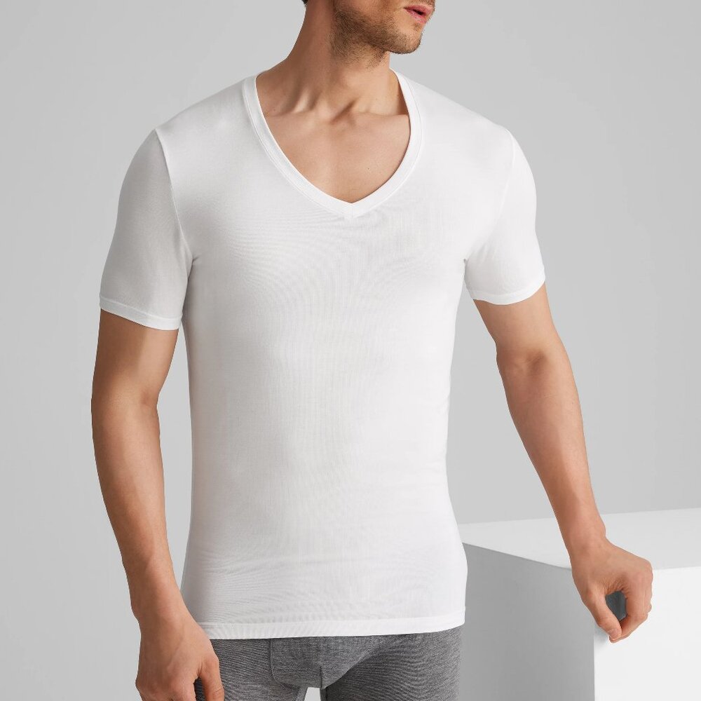 Tommy John "Second Skin" Stay-Tucked T-Shirt